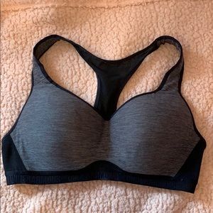 Under Armour High Impact Support Sports Bra 34D